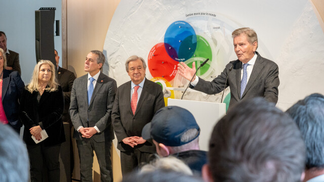 Une nouvelle passerelle pour les visiteurs de l'ONU dévoilée à Genève